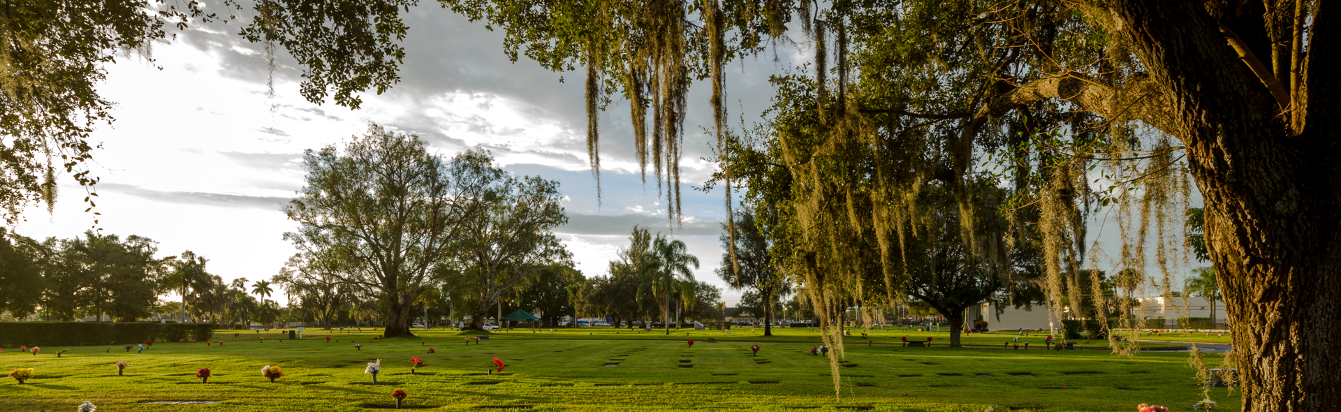 Fort Myers Memorial Gardens, Crematory and Funeral Home