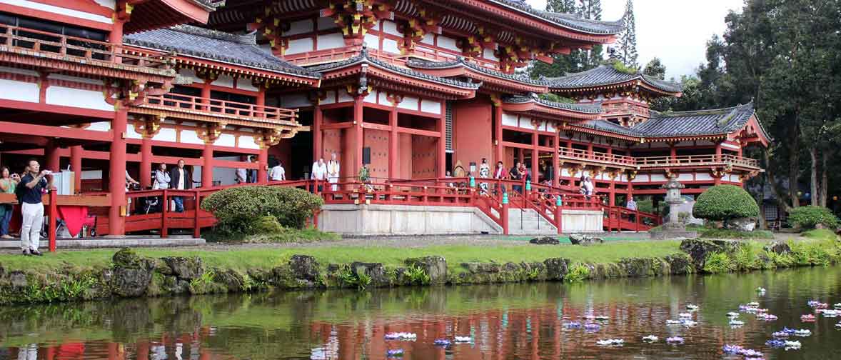 byodo-in hawaii obon japanese festival buddhism cemetery